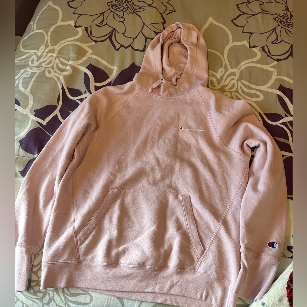 Size M pink champion hoddie